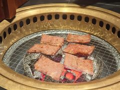 -山川小町·极番烧肉(新地假日广场店)