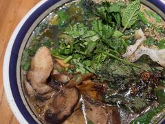 -云阿蛮云南生烫牛肉米线(奉贤路店)