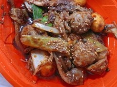 -愉肴麻辣香锅(中山路店)
