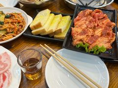 -韩风烤牛肉冷面店