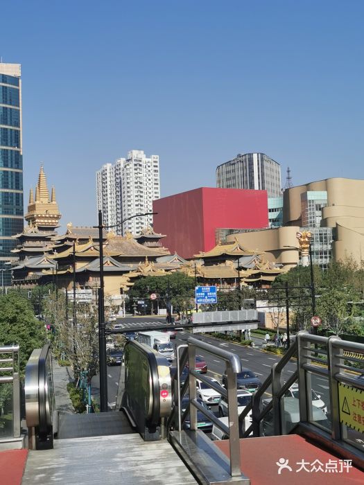 国际贵都65自助餐厅图片