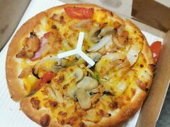 新奥尔良风情烤肉比萨-必胜客(宁波天一水街店)