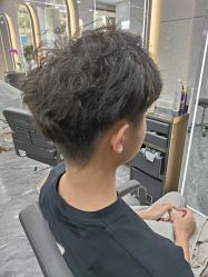 -七分屋LA·烫发·染发·剪发