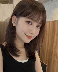 -十六番发型师事务所