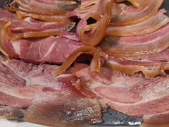 舌尖上的美味火腿-老滇山寨•云南特色菜•地方菜•民族风情歌舞表演(金碧店)