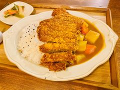 咖喱炸猪排堤坝饭-Ginko银子(青龙街店)