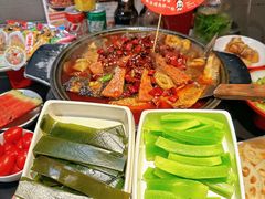 -辣尚瘾·烤鱼·新川菜(交大直营店)