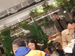 -老乡鸡(上海白玉兰广场店)