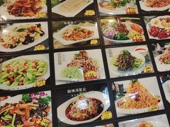 -老码头黑皮肘子锅包肉(赣水路店)