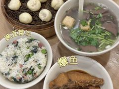 -佬钱湾仔(衣裳街店)