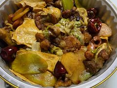 -风光老灶麻辣香锅(大成路翠微百货店)