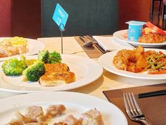 -中山利和希尔顿酒店