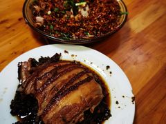 梅菜扣肉-人和水上飘(第一家店)