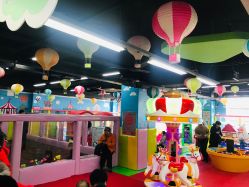 -A+B童品流行馆(中心店)