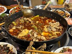 -鸿顺老铁锅美蛙鱼府(解放碑店)