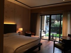 大床房-上海崇明金茂凯悦酒店