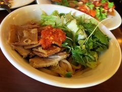 -吕小姐咖啡
