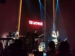 -TZ House音乐现场(来福士中心店)