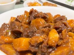 土豆烧牛腩-华春餐馆(鱼山路店)