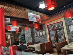 大堂-羊家胡同·龙虾烧烤火锅(龙汇路店)