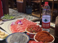 -唇辣号重庆老火锅(燕郊鑫乐汇店)