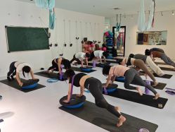 -蓝菲女子能量站·舞蹈·瑜伽·体塑