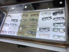 -三叶眼镜城·好视力眼镜店