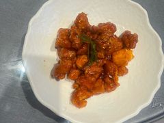 -吴越荣记苏州菜·松鼠桂鱼100%活鱼现做(月光码头店)