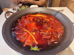 -卤校长老火锅(沙坪坝直营店)