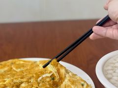 银鱼抱蛋-胡子饮食店