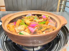 招牌胡须佬鸡煲-胡须佬鸡煲四季火锅店(石厦西村直营店)