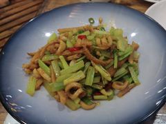 -老唐三下锅 ·张家界地标美食(溪布街店)