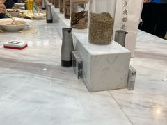 -成都你六姐·牛肉冒菜·麻辣香锅(长泰广场店)