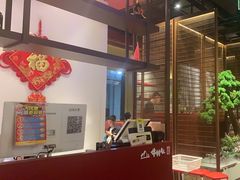 -牛村来人潮汕牛肉火锅(西单店)