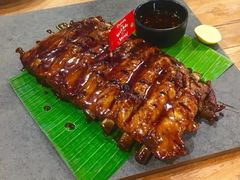 BBQ猪肋排-Naughty Nuri’s Phuket