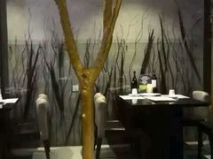 -HIHE Bistro·Oyster Bar(华熙live店)