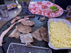 -玄希浪漫厨房·韩料烤肉(湖滨银泰in77店)