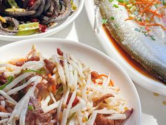 -丹水桥地锅鱼·翘嘴鲌·地方特色全鱼宴(丹江口大坝店)