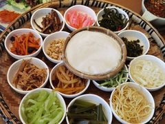 -包整·丝娃娃(一览甲秀楼风景店)