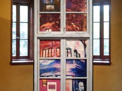 -Nathalie Djurberg与Hans Berg“牛皮纸包裹的月亮”-Prada荣宅当季展览
