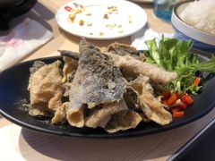 网红炸鱼皮-鱼酷活鱼烤鱼(恒隆广场店)