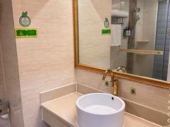 -维也纳酒店(桂林万象城火车站店)