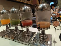 -泉城欧乐堡戏水湾艺术养生温泉