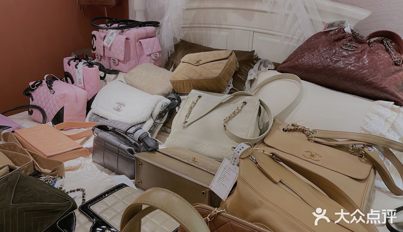 中古探店｜小花中古店——成都最美、最大中古店❕