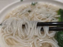 -香港新发烧腊茶餐厅(水围店)