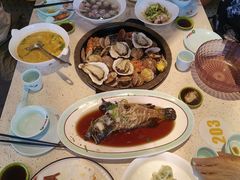 -巧克力渔家.小船海鲜胶东菜(万平口店)