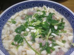 传统泡馍-天发芽·何记葫芦头泡馍·老字号(小南门店)