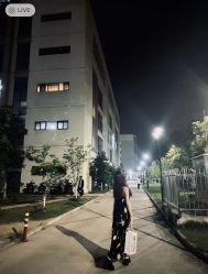 -茶发Salon·烫发染发理发