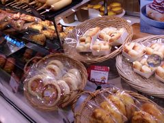 -巴黎贝甜(华堂新辰汇店)