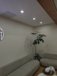 -HEYAN荷妍专业脱毛连锁机构